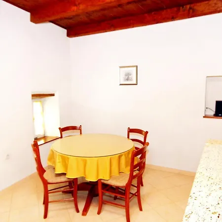 Holiday House With A Parking Space Gracisce, Central Istria - Sredisnja Istra - 7196 * Gracisce