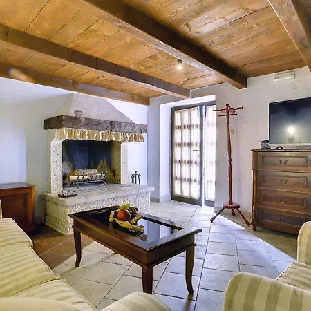 Holiday House With A Parking Space Gracisce, Central Istria - Sredisnja Istra - 7196 * Gracisce